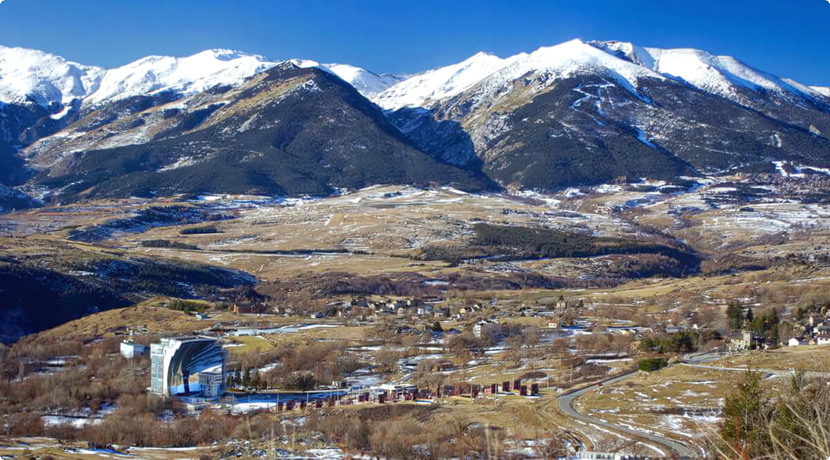 Nejlepší nabídky pronájmu aut ve Font-Romeu-Odeillo-Via
